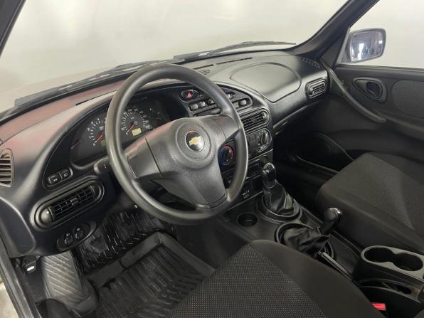 Chevrolet Niva I Рестайлинг с пробегом 2013 года, цена 649 000 рублей, 80162 км, внедорожник, Автокод Объявления