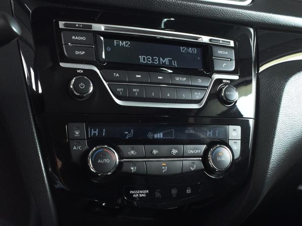 Nissan Qashqai II с пробегом 2015 года, цена 1 264 995 рублей, 106111 км, внедорожник, Автокод Объявления