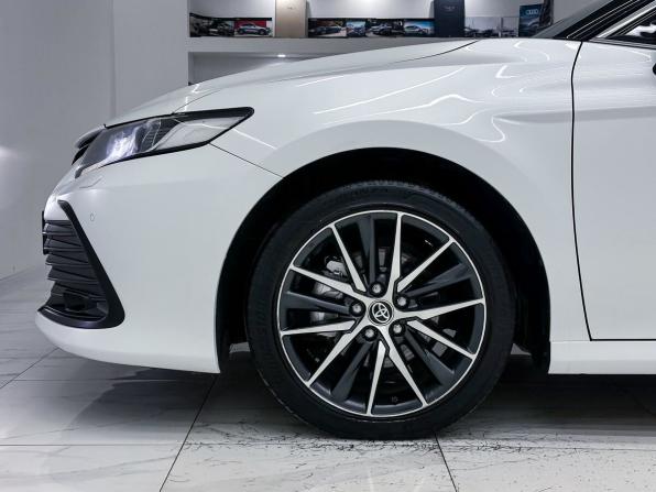 Toyota Camry VIII (XV70) Рестайлинг с пробегом 2021 года, цена 2 699 000 рублей, 150000 км, седан, Автокод Объявления