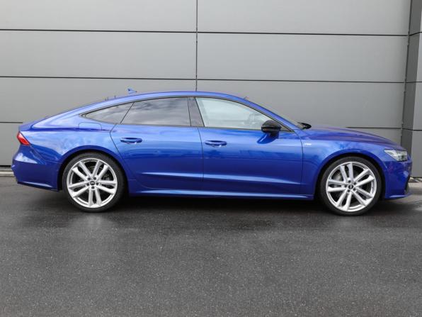 Audi A7 II (4K) с пробегом 2021 года, цена 5 600 000 рублей, 62018 км, лифтбек, Автокод Объявления