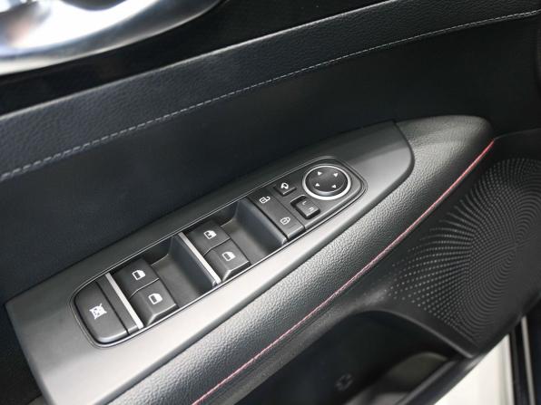 Kia K3 II с пробегом 2018 года, цена 2 604 900 рублей, 35704 км, хэтчбек, Автокод Объявления