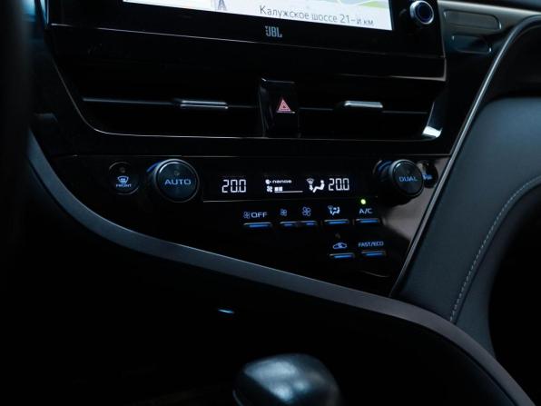 Toyota Camry VIII (XV70) Рестайлинг с пробегом 2021 года, цена 2 998 888 рублей, 115202 км, седан, Автокод Объявления