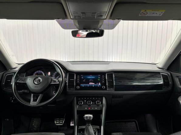 Skoda Kodiaq I с пробегом 2018 года, цена 2 277 000 рублей, 231094 км, внедорожник, Автокод Объявления