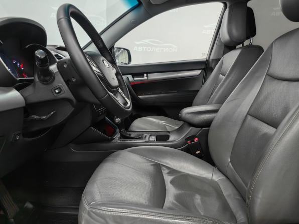 Kia Sorento II Рестайлинг с пробегом 2015 года, цена 1 880 000 рублей, 262250 км, внедорожник, Автокод Объявления