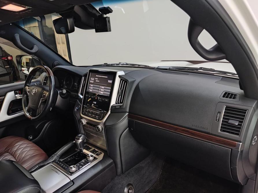 Toyota Land Cruiser 200 Series Рестайлинг 2 Барнаул  - изображение 22