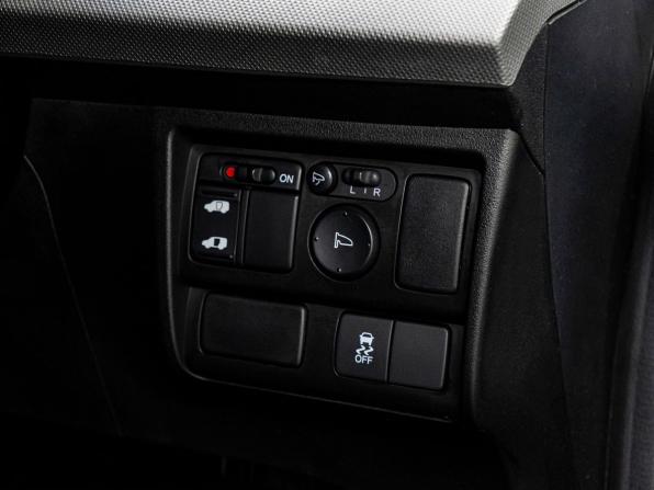 Honda Freed I Рестайлинг с пробегом 2012 года, цена 1 139 000 рублей, 112745 км, компактвэн, Автокод Объявления