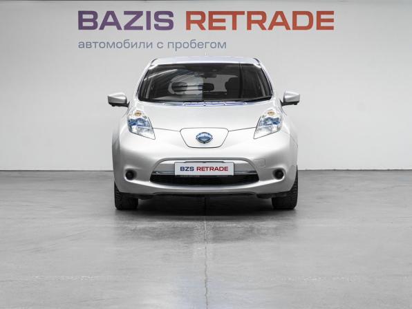 Nissan Leaf I (ZE0/AZE0) с пробегом 2017 года, цена 779 000 рублей, 180423 км, хэтчбек, Автокод Объявления