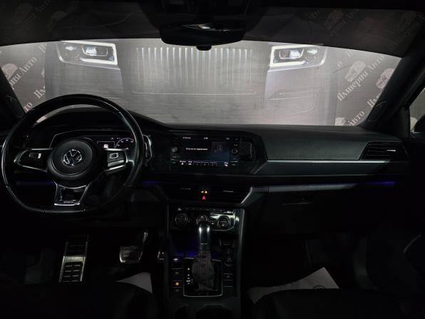 Volkswagen Jetta VII с пробегом 2019 года, цена 2 450 000 рублей, 133400 км, седан, Автокод Объявления