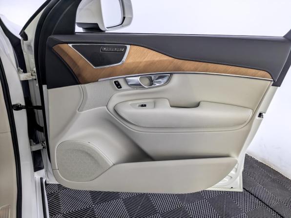 Volvo XC90 II Рестайлинг 1 с пробегом 2021 года, цена 5 100 000 рублей, 80152 км, внедорожник, Автокод Объявления