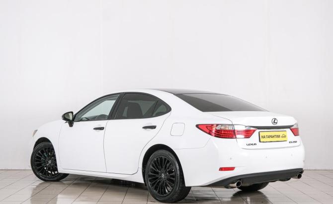 Lexus ES VI с пробегом 2015 года, цена 2 099 000 рублей, 167000 км, седан, Автокод Объявления