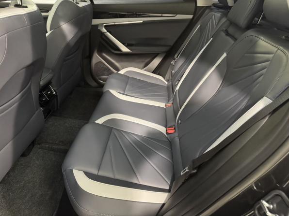 Geely Atlas II с пробегом 2024 года, цена 2 999 800 рублей, 21200 км, внедорожник, Автокод Объявления