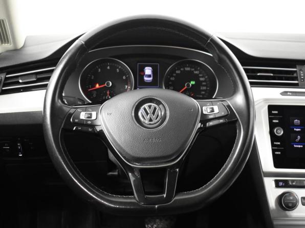 Volkswagen Passat B8 с пробегом 2019 года, цена 1 915 100 рублей, 145318 км, седан, Автокод Объявления