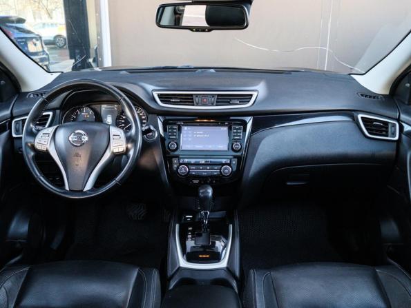 Nissan Qashqai II с пробегом 2015 года, цена 1 298 000 рублей, 202959 км, внедорожник, Автокод Объявления
