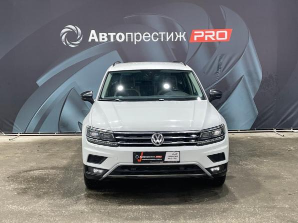 Volkswagen Tiguan II с пробегом 2019 года, цена 2 475 000 рублей, 183669 км, внедорожник, Автокод Объявления
