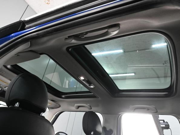 Mini Hatch III (F55/F56) Рестайлинг с пробегом 2020 года, цена 2 299 000 рублей, 61860 км, хэтчбек, Автокод Объявления