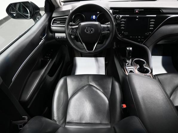 Toyota Camry VIII (XV70) с пробегом 2020 года, цена 2 895 000 рублей, 118533 км, седан, Автокод Объявления