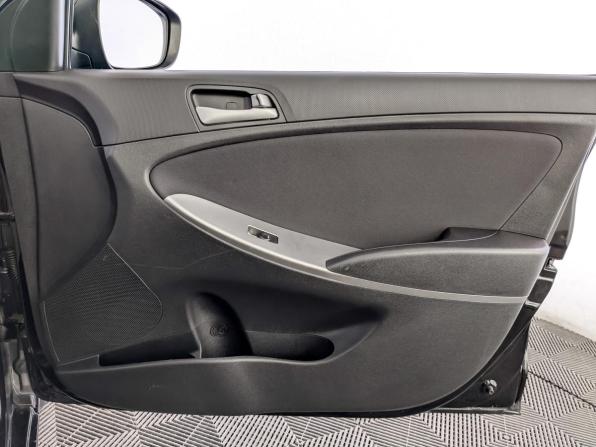 Hyundai Solaris I Рестайлинг с пробегом 2015 года, цена 1 145 000 рублей, 72454 км, седан, Автокод Объявления