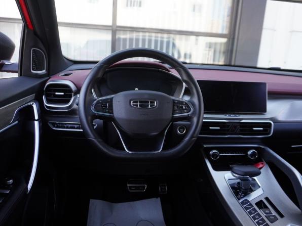 Geely Coolray I с пробегом 2023 года, цена 1 713 000 рублей, 73880 км, внедорожник, Автокод Объявления