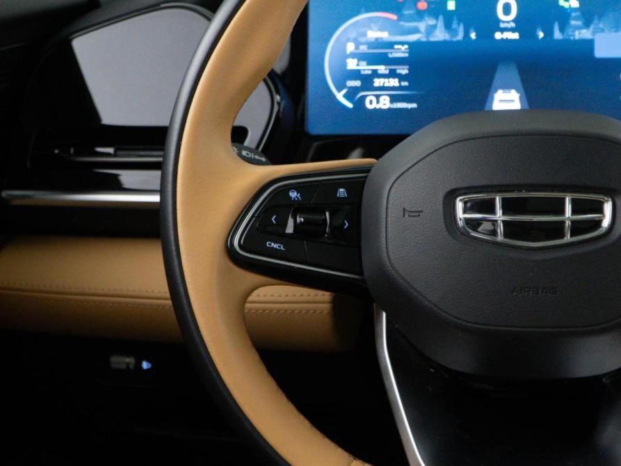 Geely Monjaro I Москва  - изображение 13