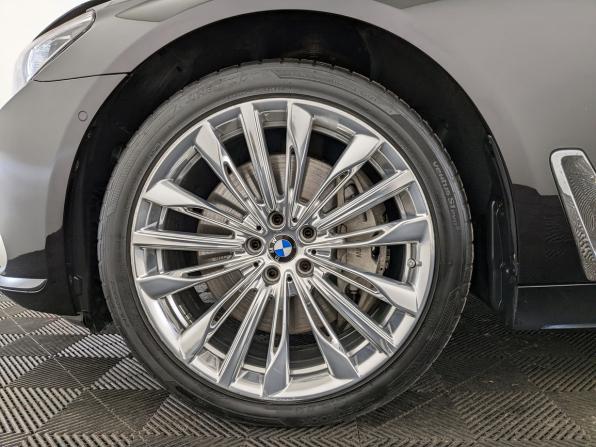 BMW 7 серии VI (G11/G12) с пробегом 2017 года, цена 3 800 000 рублей, 117899 км, седан, Автокод Объявления