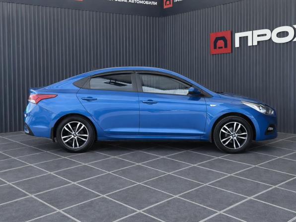 Hyundai Solaris II с пробегом 2019 года, цена 1 197 000 рублей, 181130 км, седан, Автокод Объявления