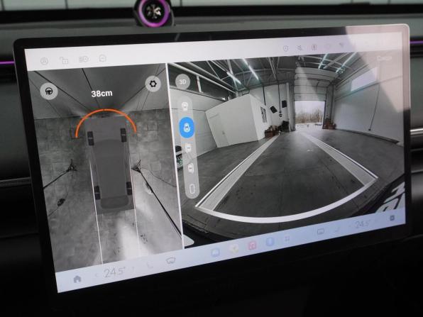 Exeed Exlantix ET с пробегом 2025 года, цена 5 879 000 рублей, 6534 км, внедорожник, Автокод Объявления