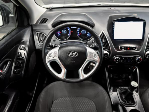 Hyundai ix35 I с пробегом 2013 года, цена 1 300 000 рублей, 205340 км, внедорожник, Автокод Объявления