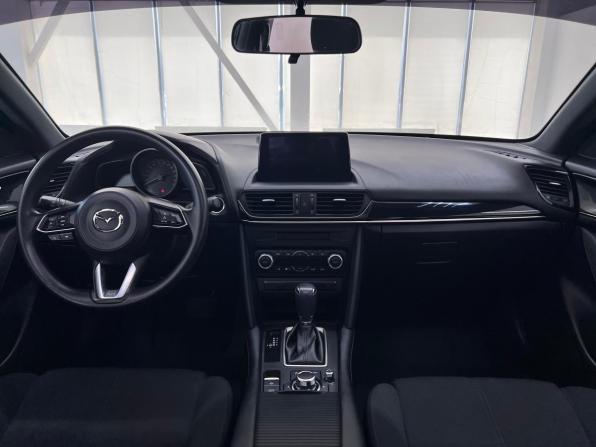 Mazda CX-4 I Рестайлинг с пробегом 2023 года, цена 2 600 000 рублей, 102400 км, внедорожник, Автокод Объявления