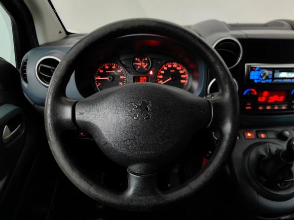 Peugeot Partner II с пробегом 2009 года, цена 449 000 рублей, 222000 км, минивэн, Автокод Объявления