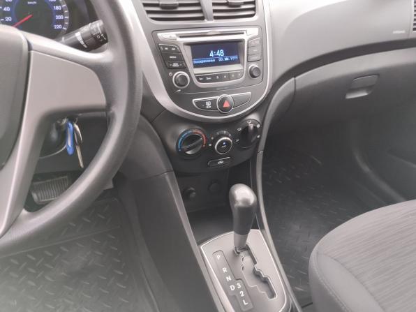 Hyundai Solaris I Рестайлинг с пробегом 2016 года, цена 890 000 рублей, 155285 км, седан, Автокод Объявления