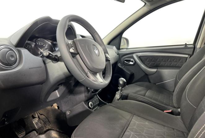 Renault Duster I Рестайлинг с пробегом 2016 года, цена 935 000 рублей, 273397 км, внедорожник, Автокод Объявления