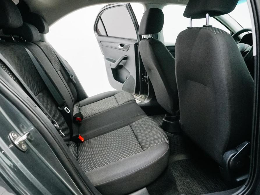Volkswagen Polo VI Красноярск  - изображение 26