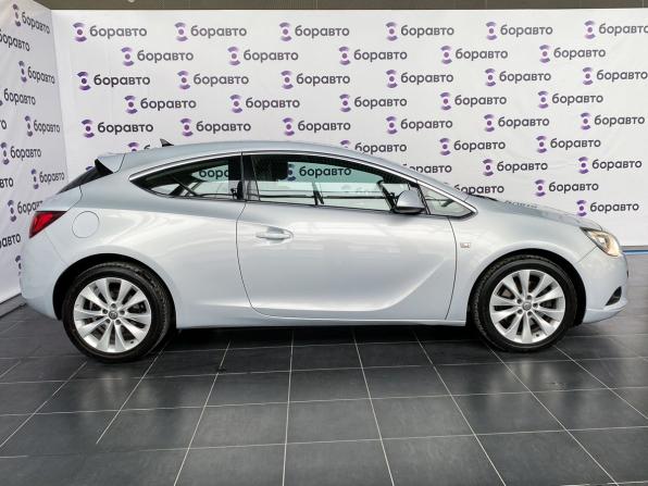 Opel Astra J Рестайлинг с пробегом 2012 года, цена 1 080 000 рублей, 143801 км, хэтчбек, Автокод Объявления