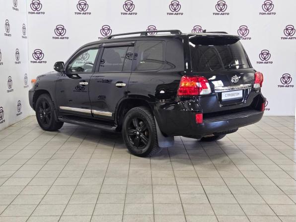 Toyota Land Cruiser 200 Series Рестайлинг 1 с пробегом 2014 года, цена 3 655 000 рублей, 193018 км, внедорожник, Автокод Объявления