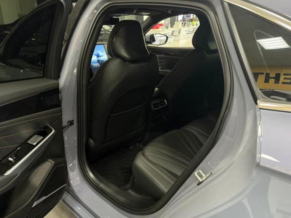 Geely Preface I с пробегом 2024 года, цена 2 799 000 рублей, 499 км, седан, Автокод Объявления