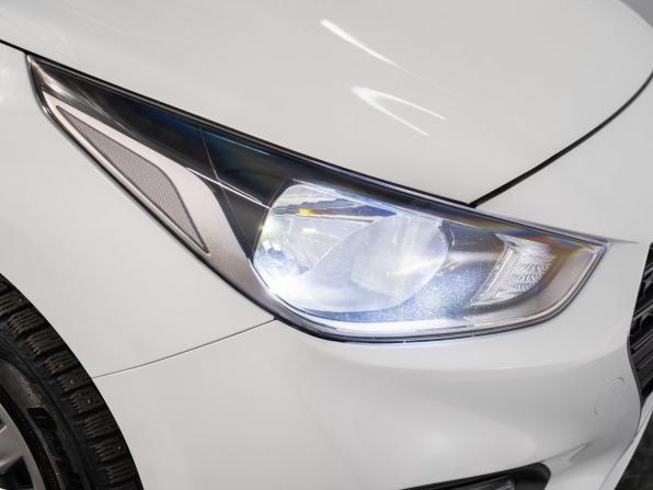 Hyundai Solaris II с пробегом 2018 года, цена 1 180 000 рублей, 99608 км, седан, Автокод Объявления