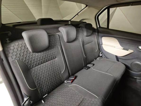 Renault Logan II с пробегом 2015 года, цена 597 000 рублей, 166658 км, седан, Автокод Объявления