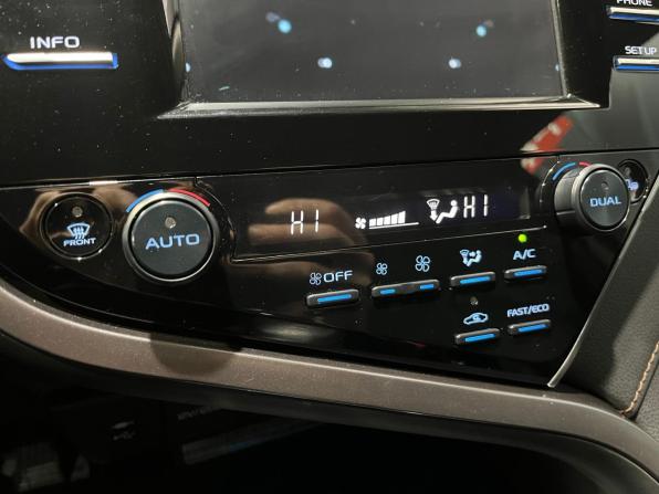 Toyota Camry VIII (XV70) с пробегом 2019 года, цена 2 970 000 рублей, 106210 км, седан, Автокод Объявления