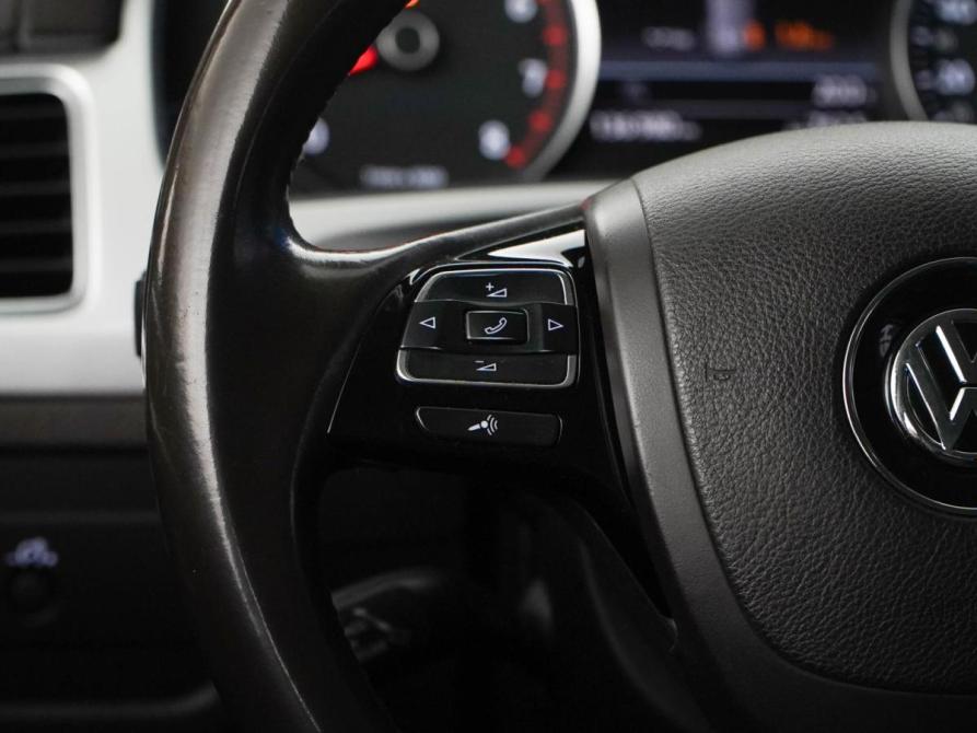 Volkswagen Touareg II Рестайлинг Москва  - изображение 12