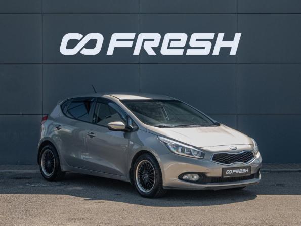 Kia Ceed II с пробегом 2013 года, цена 1 050 000 рублей, 142931 км, хэтчбек, Автокод Объявления