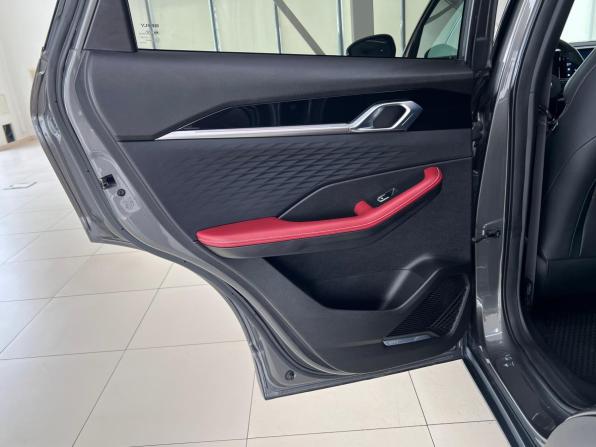Geely Coolray I Рестайлинг с пробегом 2024 года, цена 2 250 000 рублей, 39050 км, внедорожник, Автокод Объявления