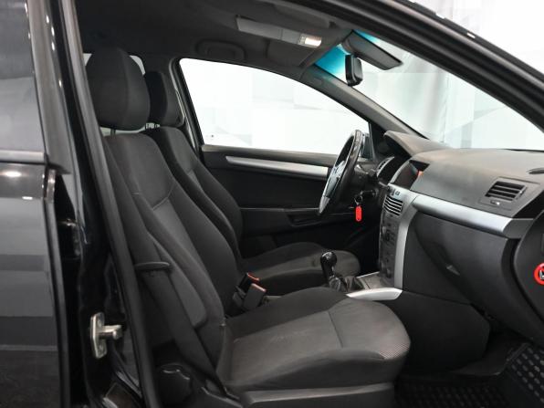 Opel Astra H Рестайлинг с пробегом 2009 года, цена 450 000 рублей, 283942 км, универсал, Автокод Объявления
