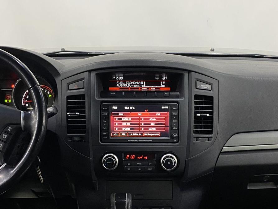 Mitsubishi Pajero IV Рестайлинг 1 Москва  - изображение 12