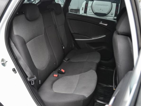 Hyundai Solaris I с пробегом 2012 года, цена 749 000 рублей, 215875 км, хэтчбек, Автокод Объявления