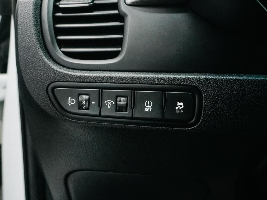 Kia Rio IV Красноярск  - изображение 17