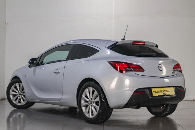 Opel Astra J Рестайлинг с пробегом 2013 года, цена 899 000 рублей, 164564 км, хэтчбек, Автокод Объявления