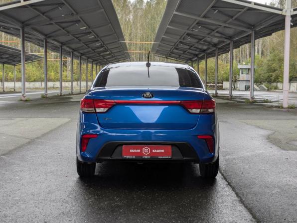 Kia Rio IV с пробегом 2017 года, цена 999 900 рублей, 180000 км, седан, Автокод Объявления