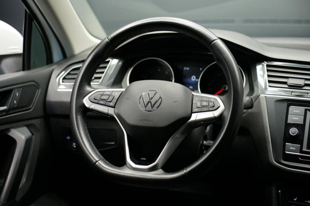 Volkswagen Tiguan II Рестайлинг Крым  - изображение 12