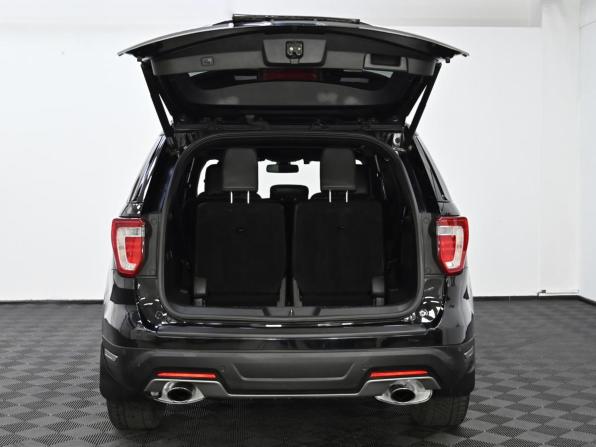 Ford Explorer V Рестайлинг с пробегом 2018 года, цена 2 349 000 рублей, 158000 км, внедорожник, Автокод Объявления