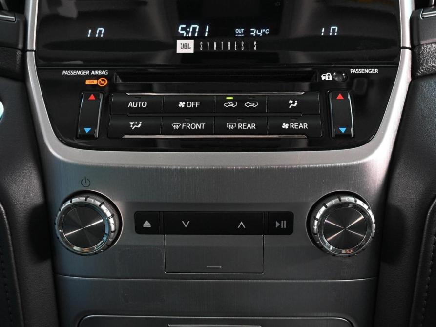 Toyota Land Cruiser 200 Series Рестайлинг 2 Ростов-на-Дону  - изображение 17
